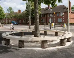 2 BECONTREE SCULPTURAL STREET FURNITURE