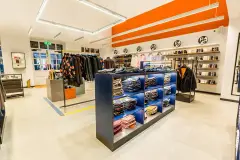 2 - Paul Smith Bicester Village