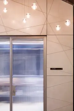 3 - McKinsey & Company The Post Building